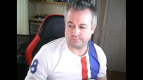 justmav online show from November 10, 11:09 am