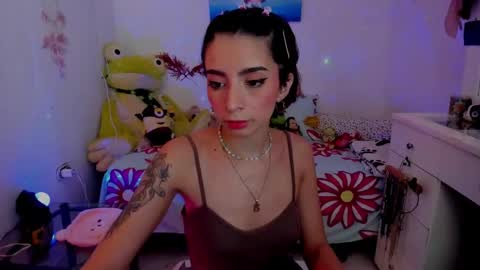 Mia online show from February 26, 9:37 pm