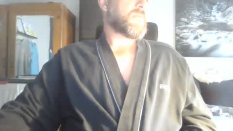 Snapshot of justniceman123 chatting on August 3, 5:39 am justniceman123 online show from August 3, 5:39 am