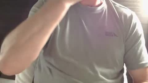 Snapshot of justyates chatting on October 13, 8:14 am Just Yates online show from October 13, 8:14 am