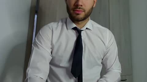 Snapshot of justynxxx1 chatting on February 25, 5:41 am Justin online show from February 25, 5:41 am