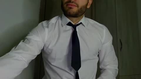 Snapshot of justynxxx1 chatting on November 17, 11:10 pm Justin online show from November 17, 11:10 pm