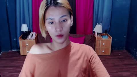 Snapshot of jv_mushroomhead chatting on December 29, 8:11 am Akii online show from December 29, 8:11 am