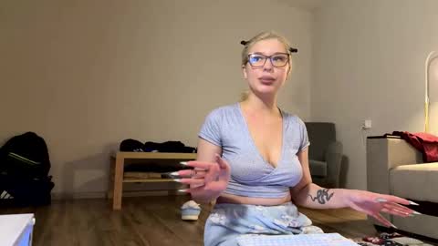 KITTY AND NICK Broadcast start time 10 am and 10 pm Moscow time online show from March 10, 10:26 pm