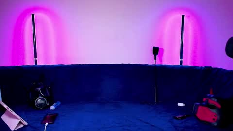 Alex online show from March 10, 6:24 pm