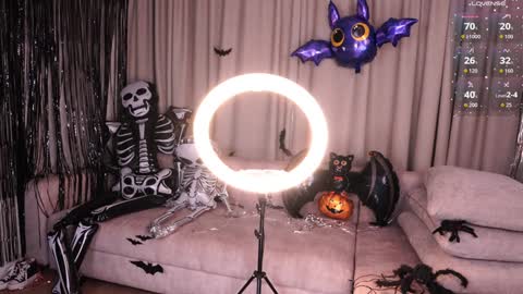 Snapshot of k_kimikooo chatting on November 1, 4:47 am Amely online show from November 1, 4:47 am