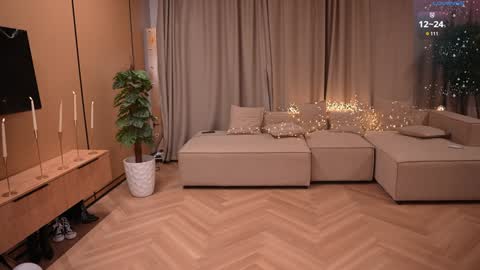 Snapshot of k_kimikooo chatting on February 21, 4:24 am Amely online show from February 21, 4:24 am