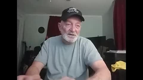 Snapshot of kabriggs137 chatting on May 19, 2:07 am kabriggs137 online show from May 19, 2:07 am