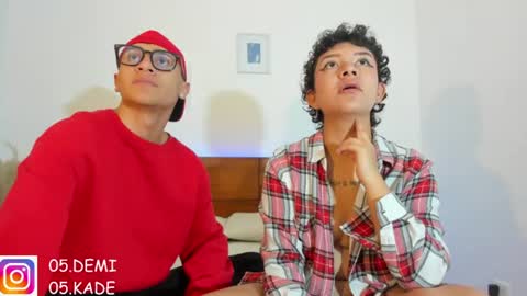 kade y demi independent models online show from July 13, 4:59 am