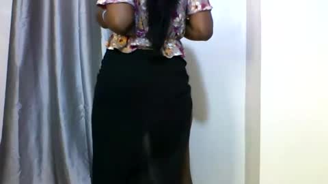 Snapshot of kadimeh001 chatting on May 27, 1:57 am Kadimeh online show from May 27, 1:57 am