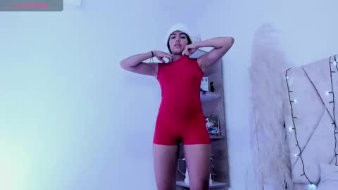 Snapshot of kaelaa18 chatting on December 11, 1:39 pm Kaela online show from December 11, 1:39 pm