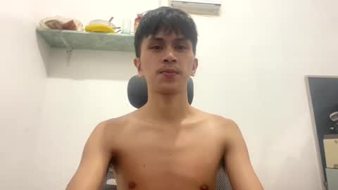 Snapshot of kaelsucker69 chatting on February 10, 6:01 pm Kael online show from February 10, 6:01 pm