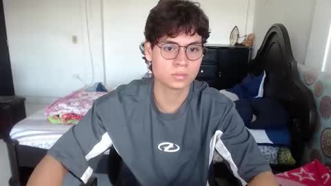 kafer online show from December 3, 6:06 pm