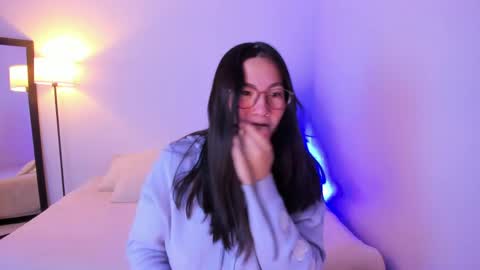 ChloeIndependient model online show from March 1, 9:11 am