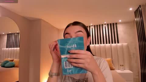 Kaia Ferreira online show from February 24, 4:38 pm