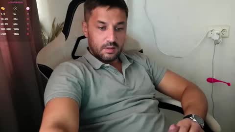 Snapshot of kaifik chatting on March 21, 10:42 am kaifik online show from March 21, 10:42 am