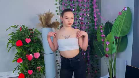 Snapshot of kailacacho chatting on February 18, 6:42 am Bonnie online show from February 18, 6:42 am