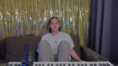 Snapshot of kain_takedaa chatting on March 8, 2:23 am Kain online show from March 8, 2:23 am