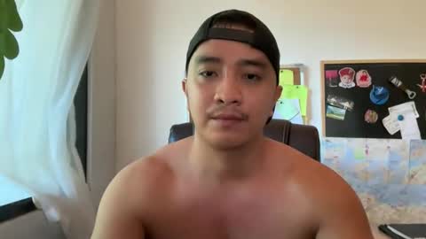 Justin online show from April 5, 8:11 am