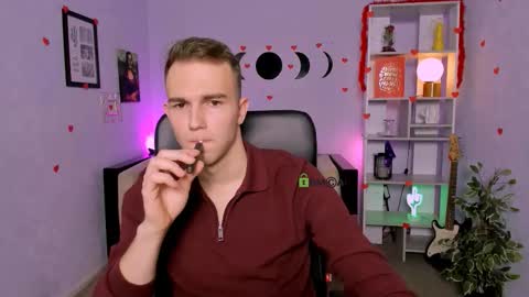 Snapshot of kairo_star chatting on February 19, 2:02 pm Kia online show from February 19, 2:02 pm