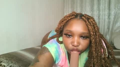 Snapshot of kakey_love chatting on September 18, 6:04 am kakey love online show from September 18, 6:04 am