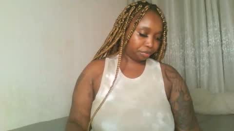 Snapshot of kakey_love chatting on December 19, 8:21 am kakey love online show from December 19, 8:21 am