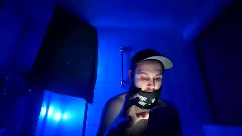 Snapshot of kaktus9241 chatting on January 7, 12:13 am Caktus online show from January 7, 12:13 am