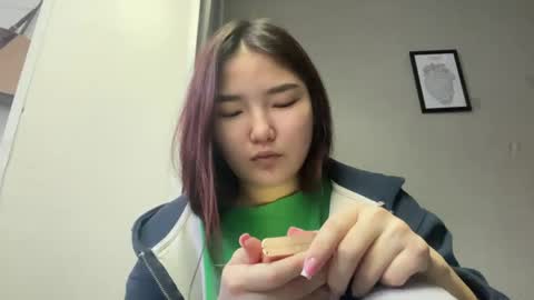 Snapshot of kalalinet chatting on April 19, 1:21 pm Sakura online show from April 19, 1:21 pm