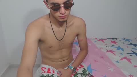 Snapshot of kalifah_ chatting on February 16, 12:34 pm kalifah_ online show from February 16, 12:34 pm