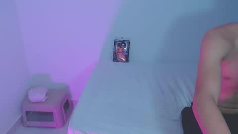 Snapshot of kalifah_ chatting on February 18, 12:12 pm kalifah_ online show from February 18, 12:12 pm