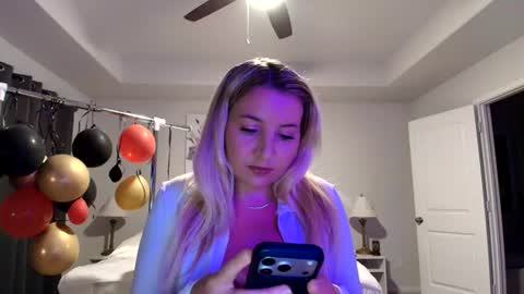 Snapshot of kaliii_jones chatting on July 19, 5:00 am Kaliii jones online show from July 19, 5:00 am