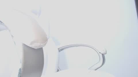 Snapshot of kally_higgins chatting on August 6, 12:34 am Hannah online show from August 6, 12:34 am