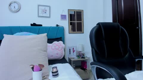 Snapshot of kam_lopez chatting on May 18, 8:58 pm Kamilalopez online show from May 18, 8:58 pm