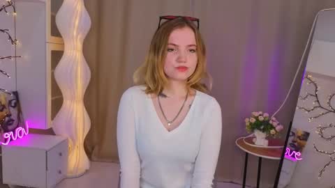 Emily online show from May 28, 6:21 am