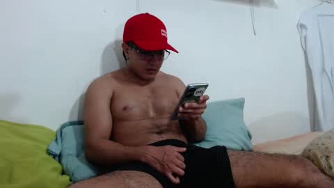 Snapshot of kamenov07 chatting on January 4, 4:11 pm kamenov07 online show from January 4, 4:11 pm
