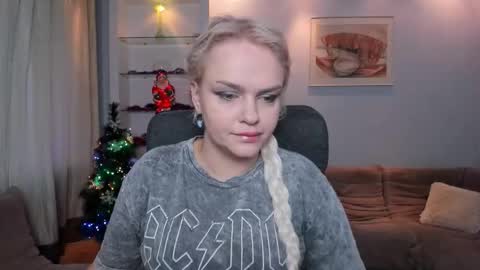 Camila online show from December 23, 6:22 am