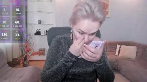 Snapshot of kamilagame chatting on February 3, 5:38 am Camila online show from February 3, 5:38 am