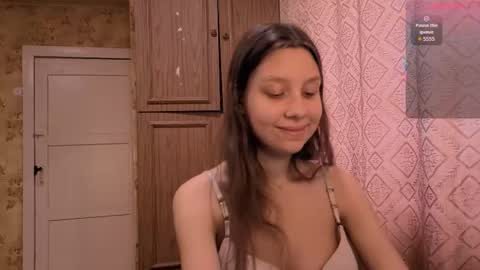 Mari  Simmons online show from November 13, 8:24 am