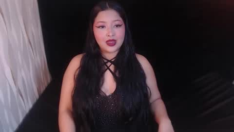 kamylabiker online show from May 6, 1:25 am
