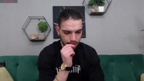 Kane online show from April 11, 9:19 pm