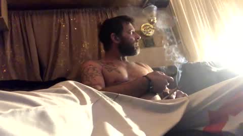 Tucker online show from October 26, 3:56 am