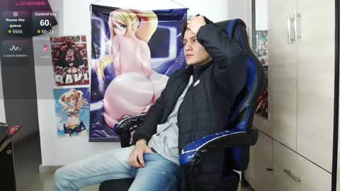 Snapshot of kanekixxxhot chatting on February 9, 1:04 pm andres online show from February 9, 1:04 pm