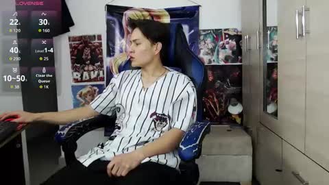 Snapshot of kanekixxxhot chatting on February 16, 12:23 pm andres online show from February 16, 12:23 pm