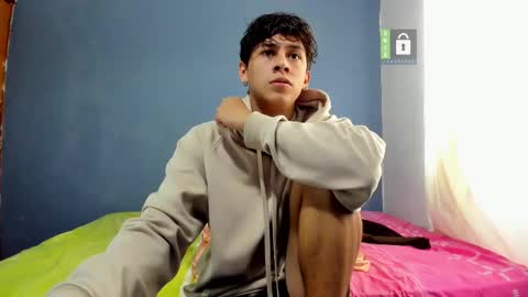 KAN  online show from February 23, 1:32 pm