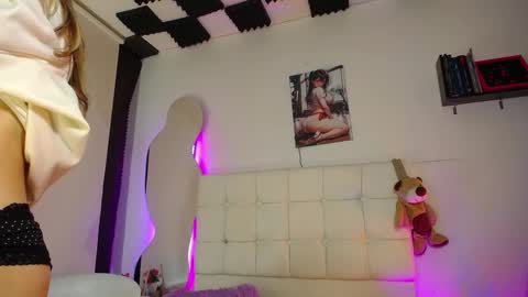 Snapshot of kaoz_33 chatting on December 28, 10:44 pm kaoz_33 online show from December 28, 10:44 pm