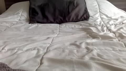 Snapshot of kara_ross chatting on March 1, 10:23 pm KARA online show from March 1, 10:23 pm