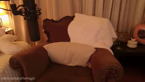 I am here around 5am GMT karathemagic online show from November 28, 5:48 pm