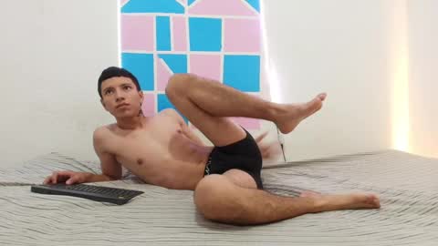 Snapshot of karelin_and_jack chatting on October 16, 1:23 pm      online show from October 16, 1:23 pm