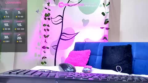 Snapshot of karen_ariass chatting on March 23, 1:37 pm Karen online show from March 23, 1:37 pm