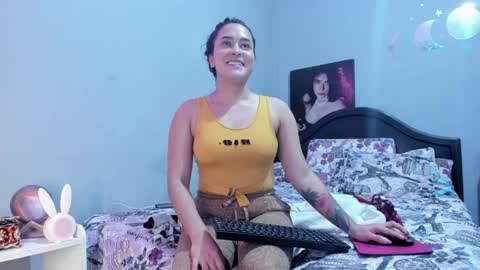 Karen online show from January 4, 8:59 pm